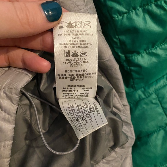 Patagonia NanoPuff size Medium Grey - Picture 10 of 11